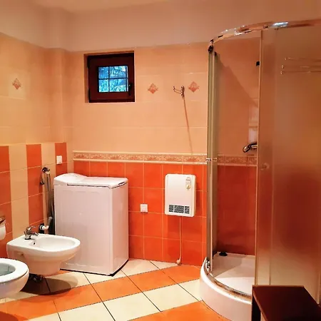 בית נופש Jolanta Mit Sauna, Garten Und Terrasse Teerau