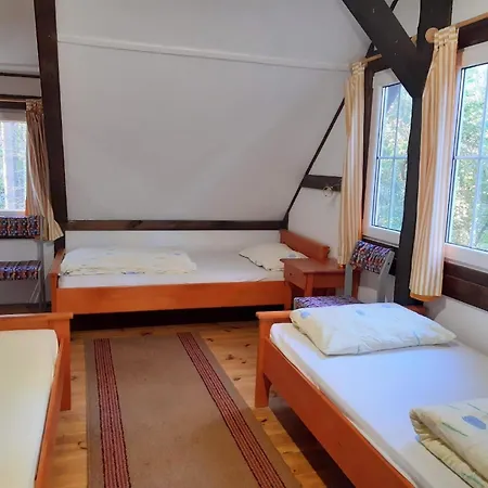 Jolanta Mit Sauna, Garten Und Terrasse 펜션